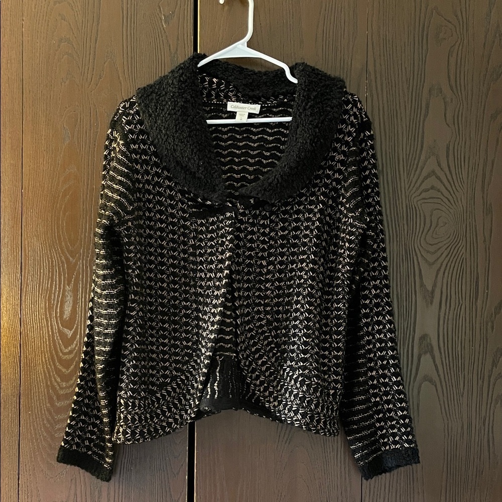 Coldwater Creek long sleeved bolero style sweater jacket. Size Large.